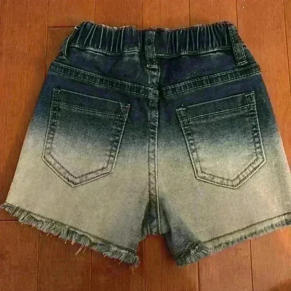 Doe a Dear Star and Rhinestone Denim Shorts - Picture 4 of 4